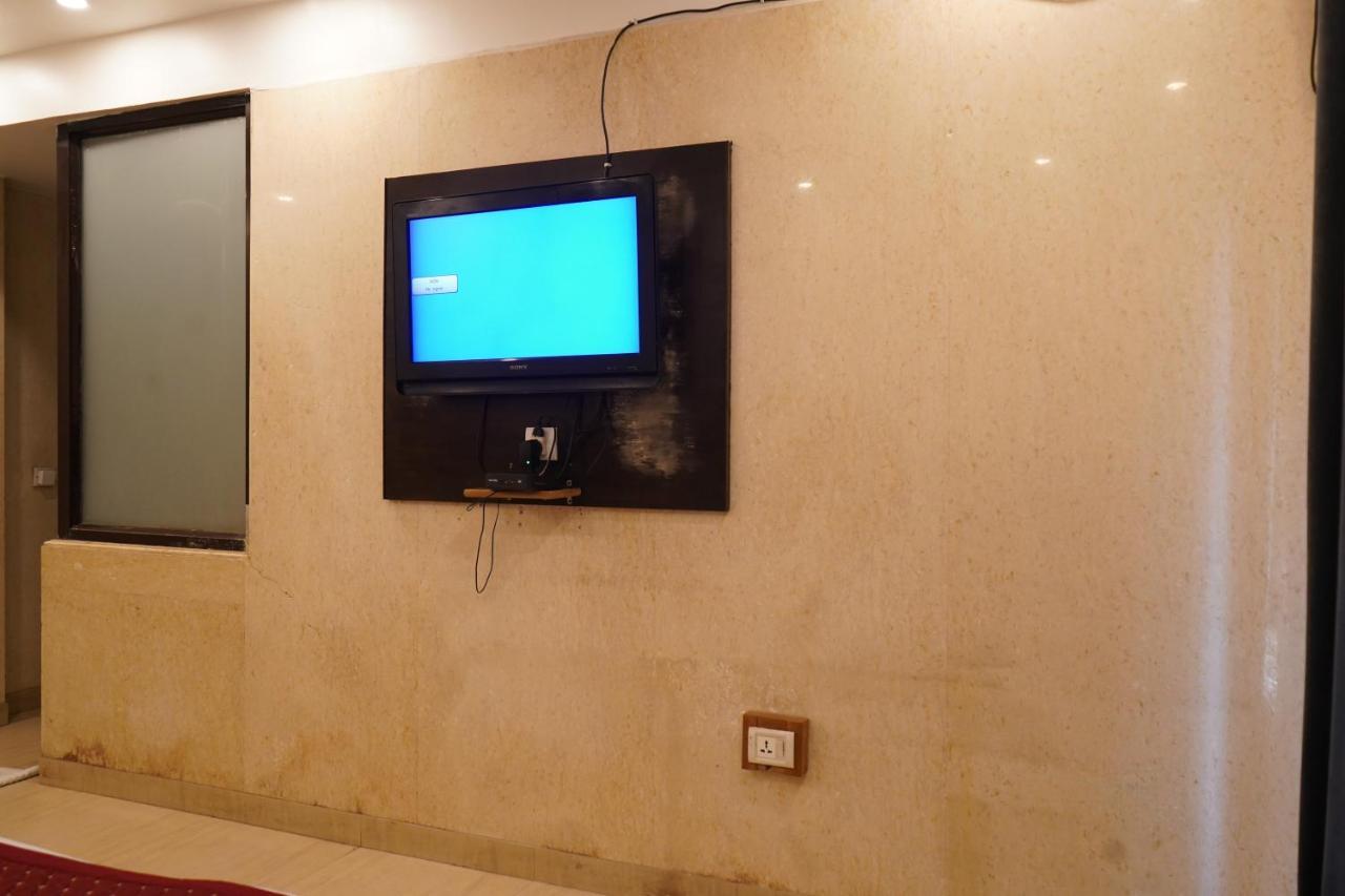 Hotel O Delhi, Near Karol Bagh Main Market And Metro Station Nuova Delhi Esterno foto