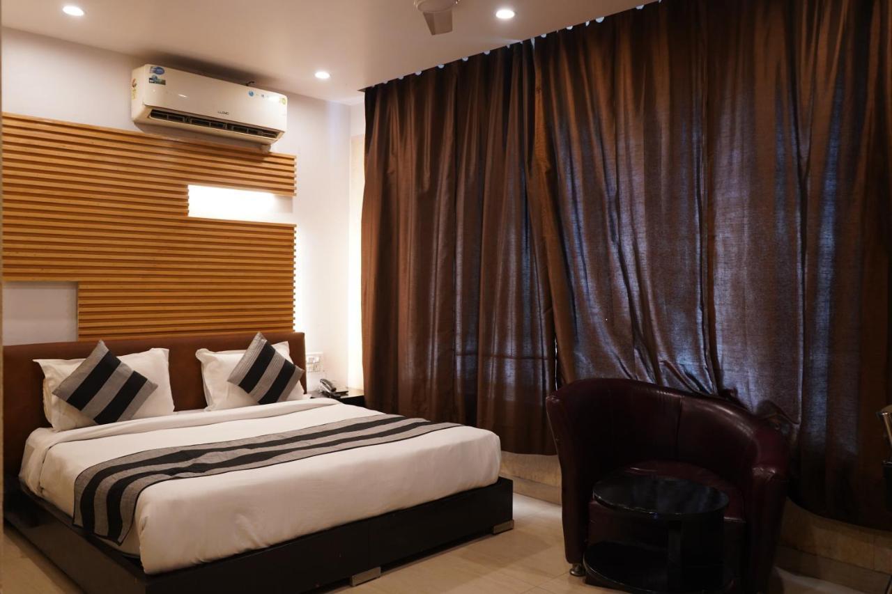 Hotel O Delhi, Near Karol Bagh Main Market And Metro Station Nuova Delhi Esterno foto
