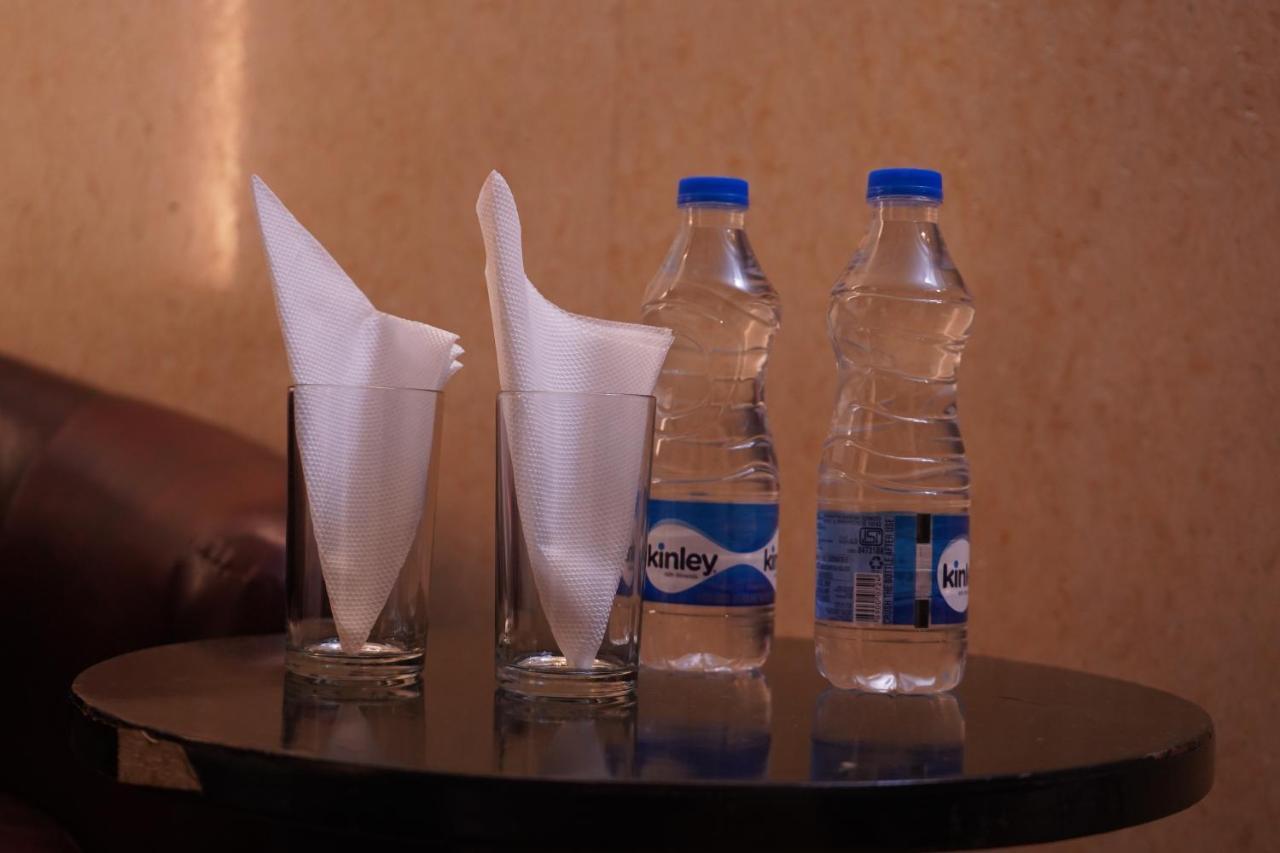 Hotel O Delhi, Near Karol Bagh Main Market And Metro Station Nuova Delhi Esterno foto